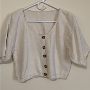 White cotton cropped top